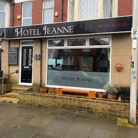 Hotel Jeanne Blackpool Esterno foto