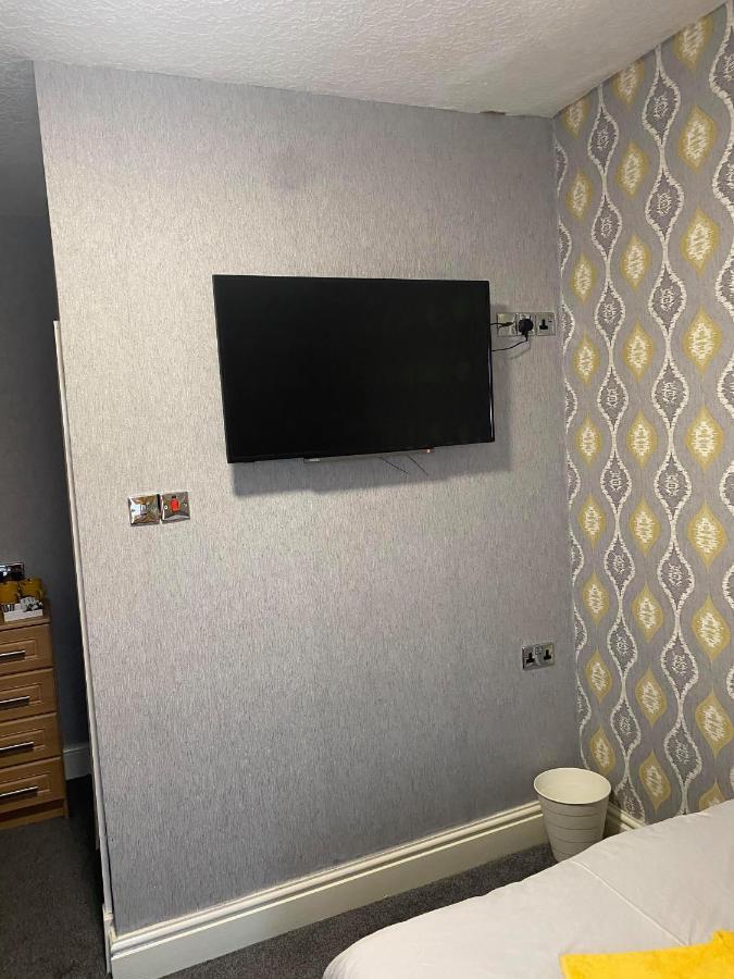 Hotel Jeanne Blackpool Esterno foto