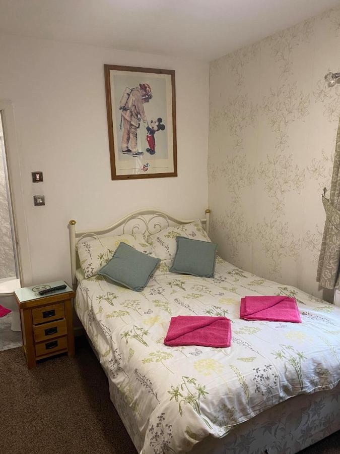 Hotel Jeanne Blackpool Esterno foto