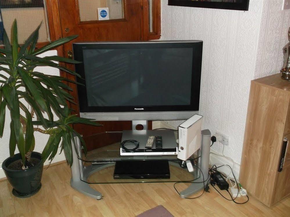Hotel Jeanne Blackpool Esterno foto
