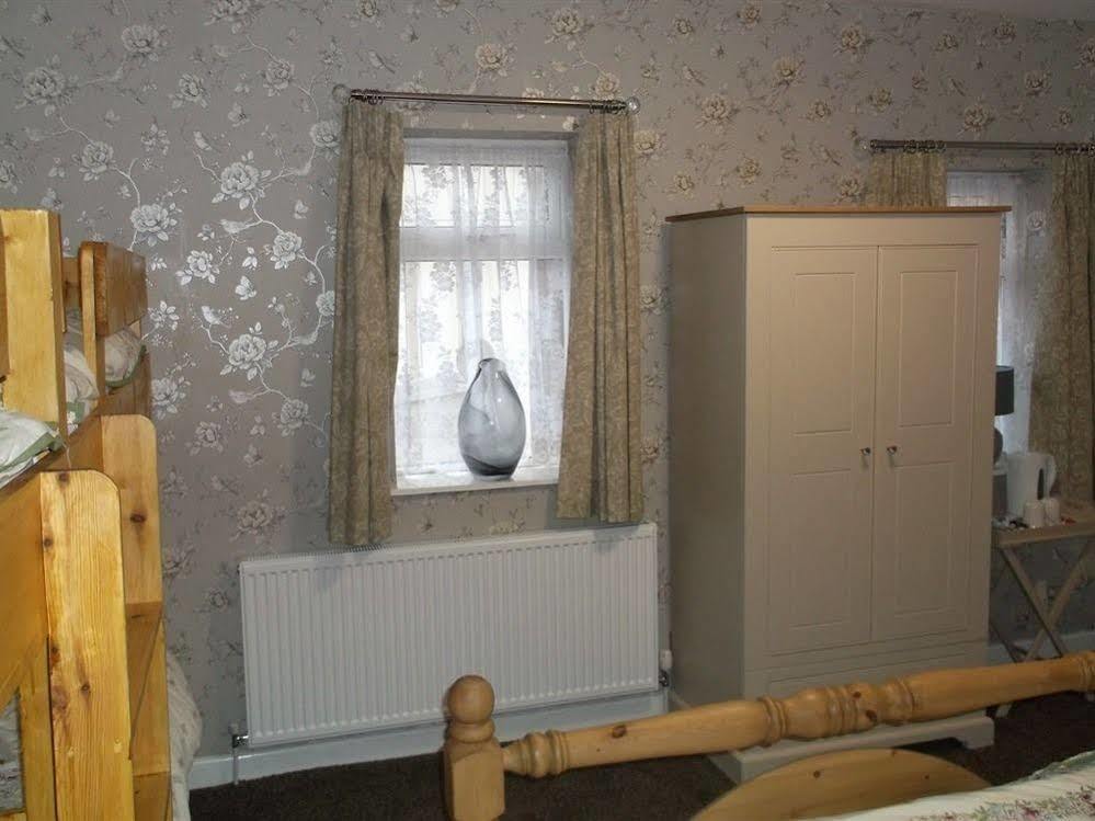 Hotel Jeanne Blackpool Esterno foto